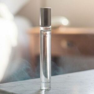 ETERNITY AQUA for Women by Calvin Klein 10 ml/ 0.3 oz Eau de Parfum Roll On